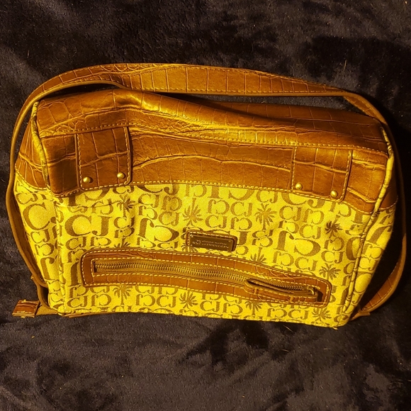 Caribbean Joe Shoulderbag - Picture 2 of 3